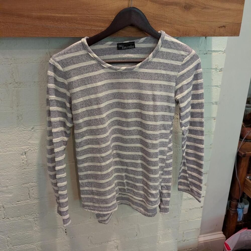 Women's stripped Long-sleeve top
